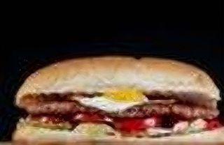 Panino con salsiccia e uovo