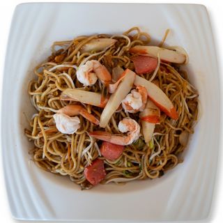 海鲜炒面 – Spaghetti saltati con frutti di mare