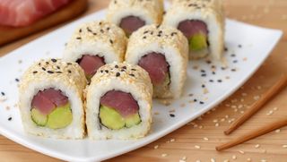 109-Uramaki Aka Roll
