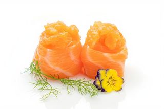 127-Gunkan speciale sake