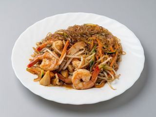 Spaghetti di soia con frutti di mare 