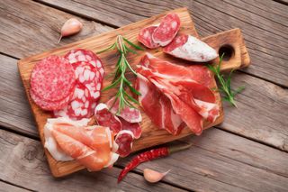 Lu tagliere de li salumi de casa