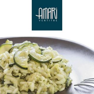 Riso basmati con zucchine, melanzane, mandorle tostate,carote e menta