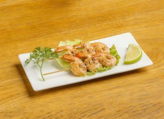 Spiedini di gamberetti