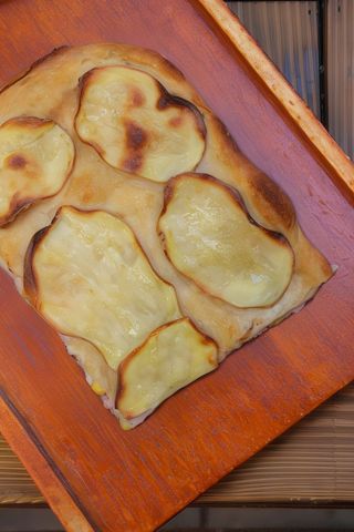 Pizza mortadella e stracchino in teglia
