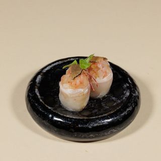 Gunkan ricciola