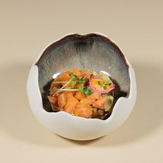 Salmon tartare
