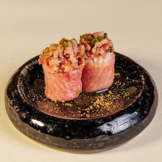 Gunkan Ventresca