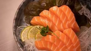 Sashimi salmone