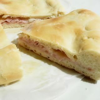 Focaccia cotto & mozzarella
