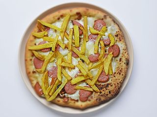 Würstel e patate fritte