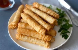 Sigara böreği 1 pezzo carne