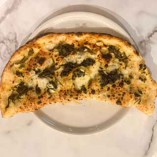 O' Calzone salsiccia e friarielli