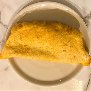 Pizza fritta salsiccia e friarielli