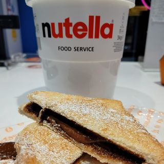 Nuella toast