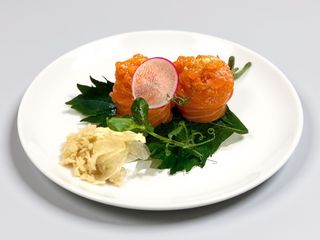Gunkan Spicy Salmon