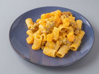 Rigatoni zucca e salsiccia
