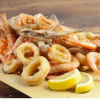Frittura gamberi e calamari