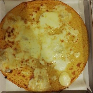 Farinata ai quattro formaggi