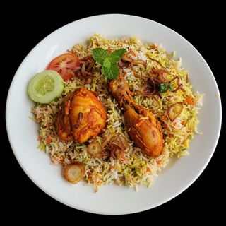 Biryani con pollo speciale