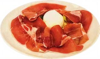 Prosciutto crudo con mozzarella di bufala campana D.O.P.