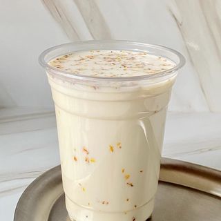 Milk tea al osmanthus oolong tea