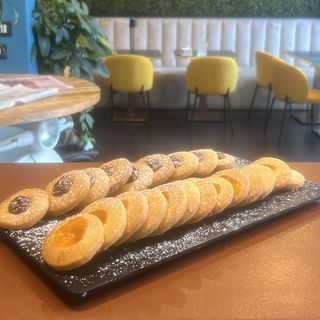 Biscotti Artigianali cioccolata o Marmellata