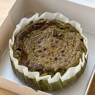 Basque matcha cheesecake