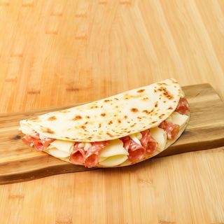 Piadina salame