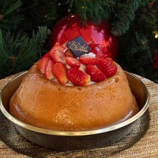 Babà Con Panna E Fragole