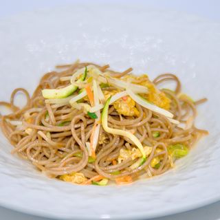 1064-Spaghetti di soba verdure