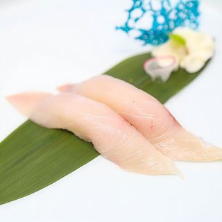 1287-Nigiri ricciola