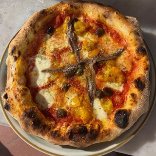 La Napoli che spacca