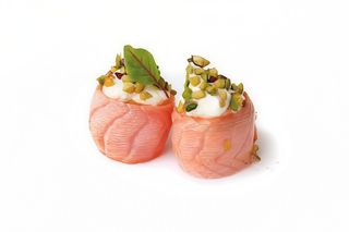 Sushi giò sake flambé