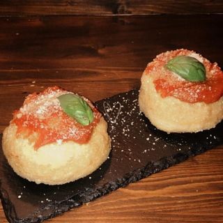 Montanare pomodoro, basilico e grana 2 pezzi