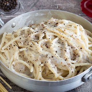 A’ CACIO E PEPE