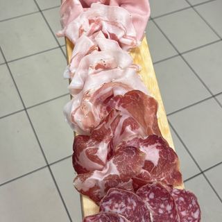 Tagliere di salumi nostrani