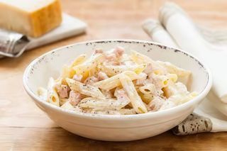 Penne panna e prosciutto