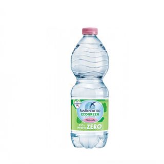 Acqua naturale