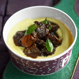 Guancia di vitello all' "Amarone della Valpolicella DOCG" + purè di patate