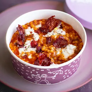 Crema di peperoni, burrata, peperone crusco + fregola