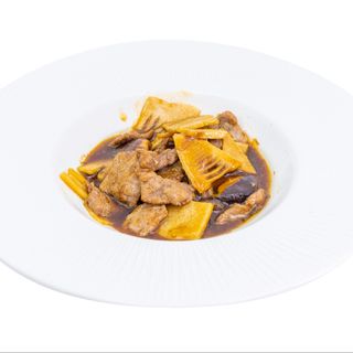 S40 - Manzo funghi e bambù 