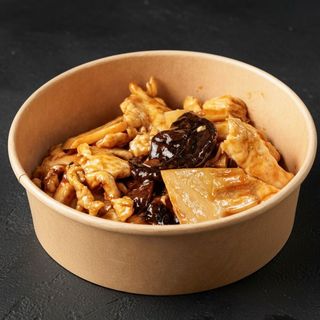 Pollo funghi e bambù