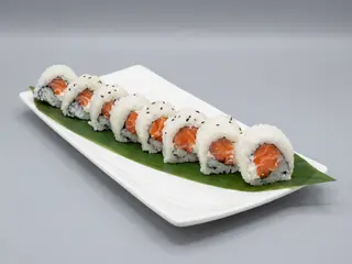 Uramaki tonno con Philadelphia