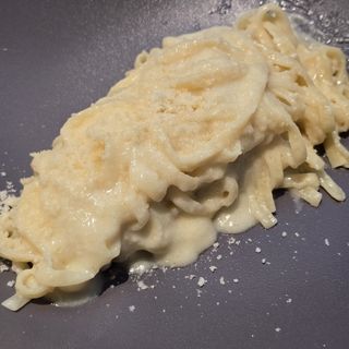 Fettuccine al burro e Parmigiano 