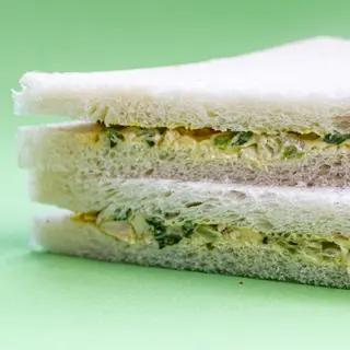 Tramezzino all'insalata di pollo