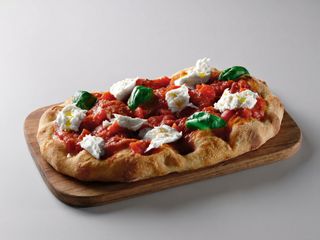 Pinsa caprese