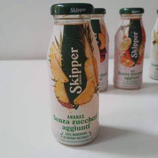 Succo di frutta ananas