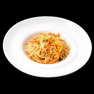 Spaghetti di riso con verdure