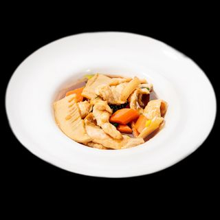 Pollo funghi e bambù